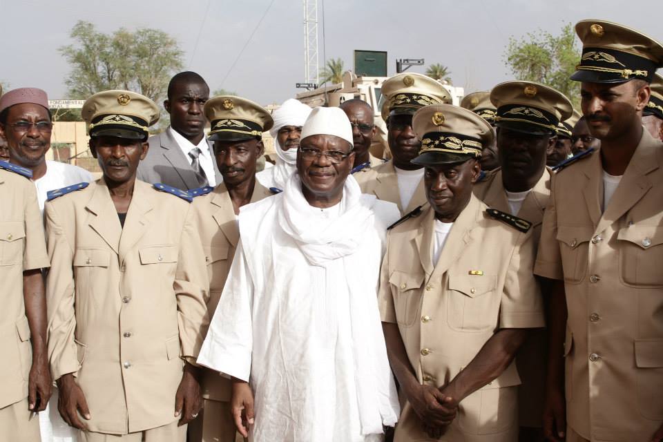 ibrahim-boubacar-keita-ibk-president-visite-prefets-adama-kamissoko-gouverneur-kidal-nord-mali