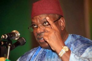 ibrahim-boubacar-keita-ibk-president-malien-mains-levee-jure-corruption
