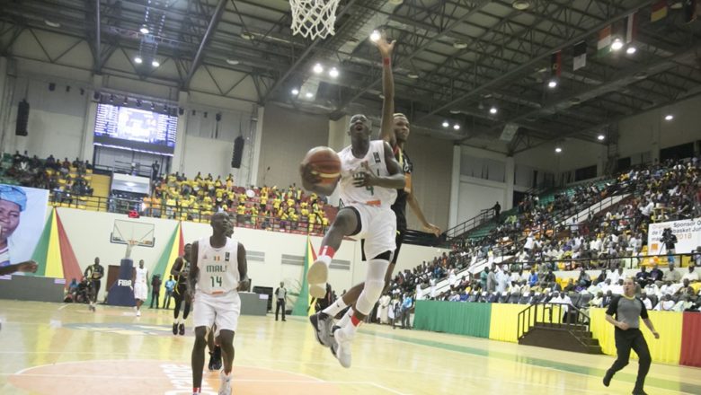 afrobaAfrobasket U18 garçons : le Mali sans pitié pour la Guinéesket-aiglon-joueur-mali