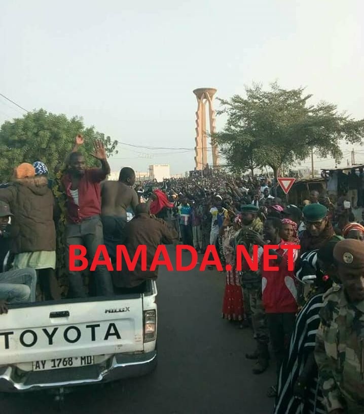 soudoubaba-ville-mopti-visite-president-amadou-toumani-toure-att-arrivage