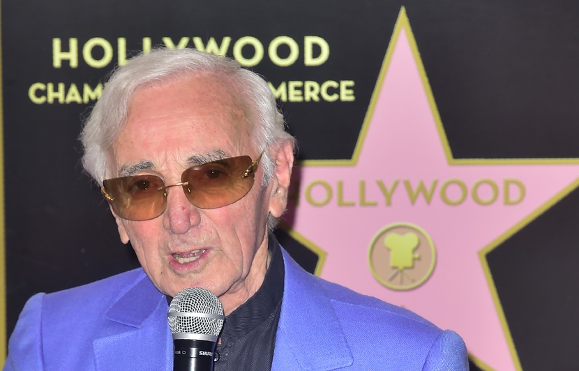 830x532_charles-aznavour-24-aout-2017-lors-inauguration-etoile-walk-of-fame-los-angeles