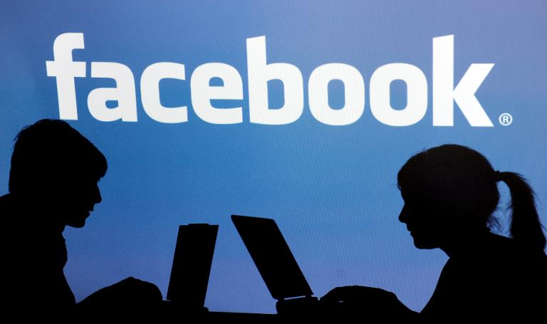 facebook-reseux-sociaux-internet