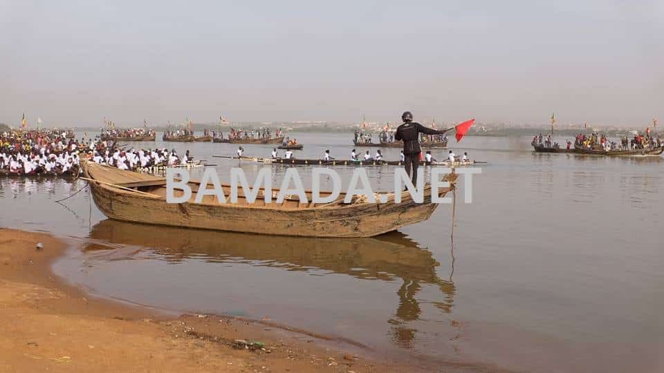 mali-course-pirogue-bateau-fleuve-niger-festival