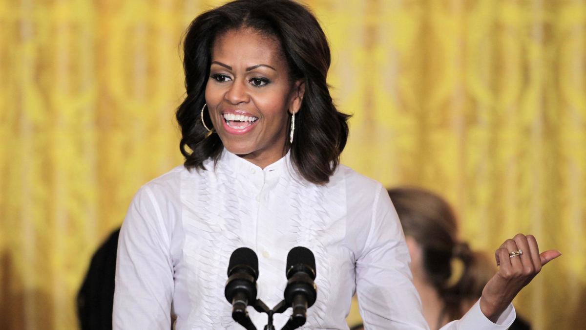 michelle-obama---mini-biography