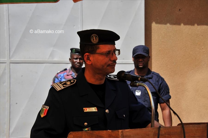 moussa_ag_infahi_dg_de_la_poli_1245830402_police-00002