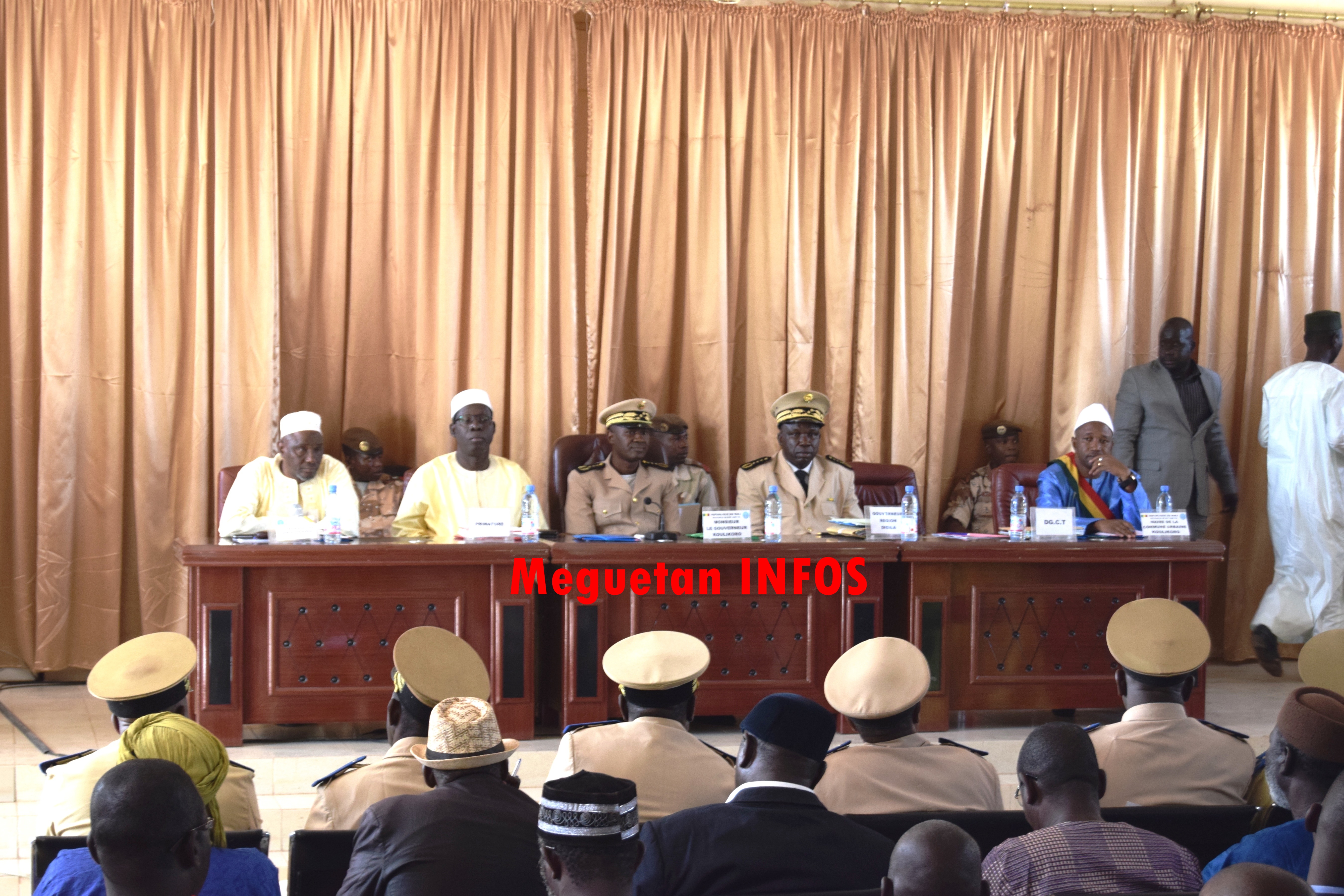 présidium-ouverture-concertation-régionale-découpage-territorial-Koulikoro