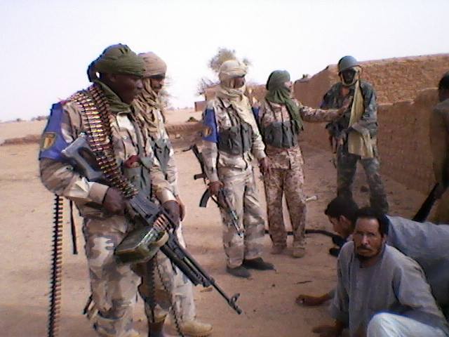 armee-malienne-soldat-militaire-fama-arrete-bandits-armee-mnla-rebelle