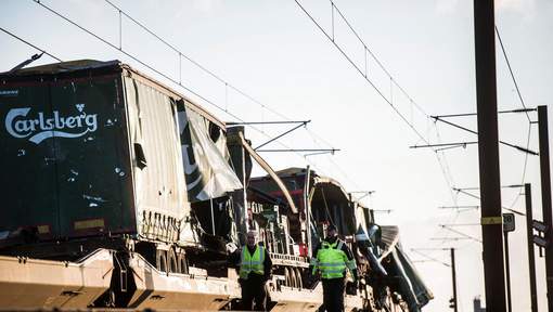 Train accident on the Great Belt Bridge