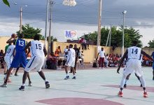 Le match d’ouverture a opposé le centre Bintou Dembélé de Koulikoro à l’équipe de Kayes qui s’est soldée par la victoire de Koulikoro d’un score de 70 à 35 buts.