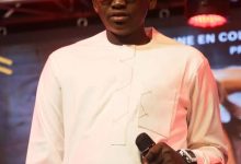 Crédit photo, vue sur internet représentant le jeune artiste non voyant Zikiri Sourakata KONE